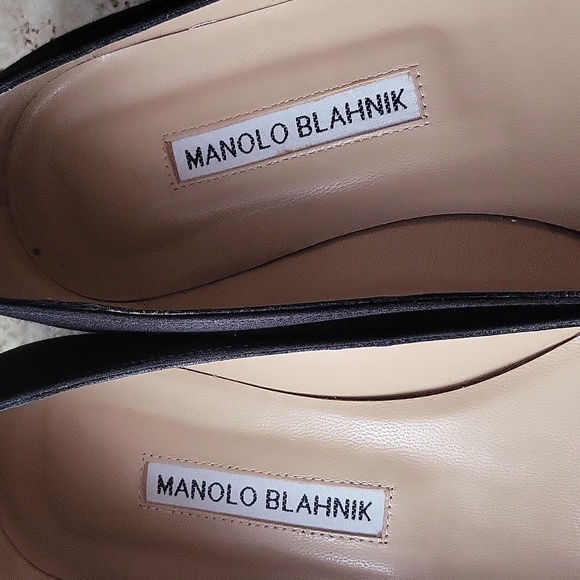 Manolo Blahnik Hangisi flats - Picture 6 of 13